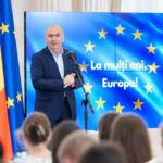 Ilie Bolojan l-a felicitat pe Peter Magyar pentru victoria în alegeri