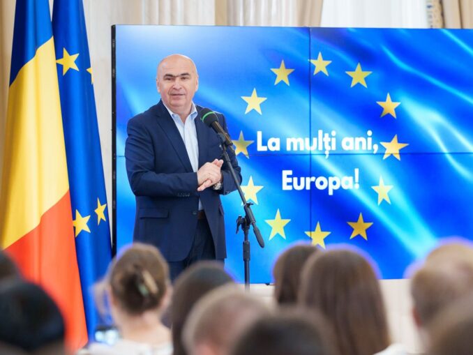 Ilie Bolojan l-a felicitat pe Peter Magyar pentru victoria în alegeri