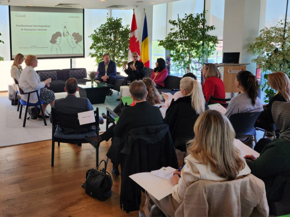 Mamele din România revin cu greu la muncă. Barierele care blochează drumul spre reangajare – STUDIU