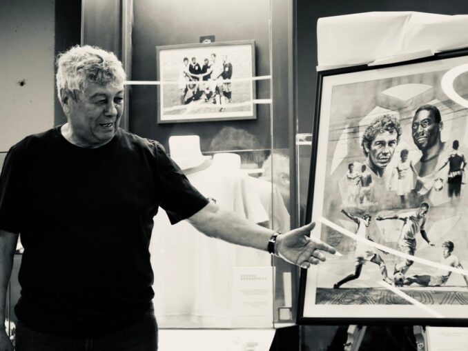 Colecţia personală a lui Mircea Lucescu poate fi vizitată gratuit la Muzeul Fotbalului – VIDEO