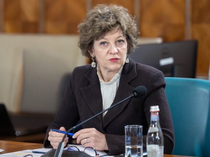 Sindicatul Angajaților din Guvern cere demisia vicepremierului interimar Oana Gheorghiu
