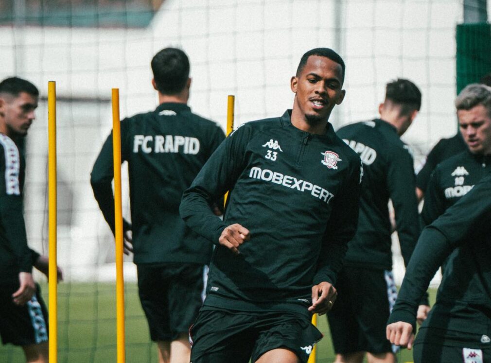 Ura și la gară! 5 jucători părăsesc Rapidul