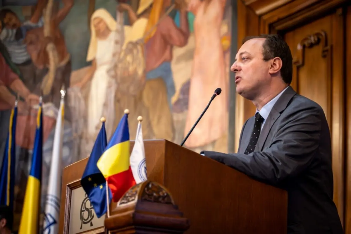 Profesorii de robotică, blocați de birocrație