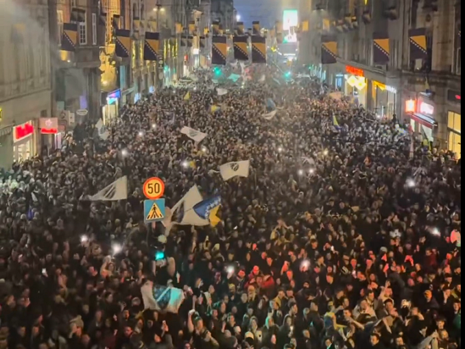 Bosniacii au sărbătorit în stradă calificarea la Mondial – VIDEO