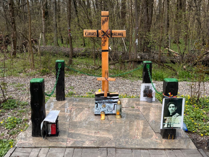 FOTO Omagiu pentru Zelea Codreanu la drumul mare. Statul tot nu face nimic