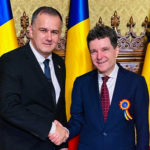 Înviere în parteneriat cu primăria. Cum se lipește un edil USR de religie