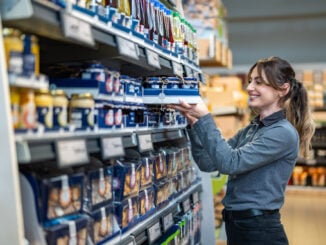 Lidl rămâne consecvent angajamentului de a fi cel mai bun plătitor din retailul alimentar: Cel mai mic salariu din companie este cu 31% mai mare decat salariul minim pe economie