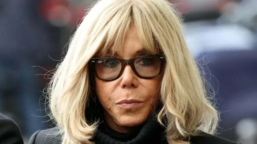 „Sunt uneori mai tristă ca niciodată”: Confesiunea amară a lui Brigitte Macron