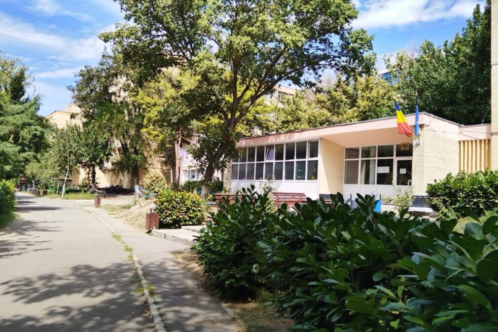 De la „cutia de chibrituri”, la papucii de musafir. Cum se vede Paștele prin ochii studenților