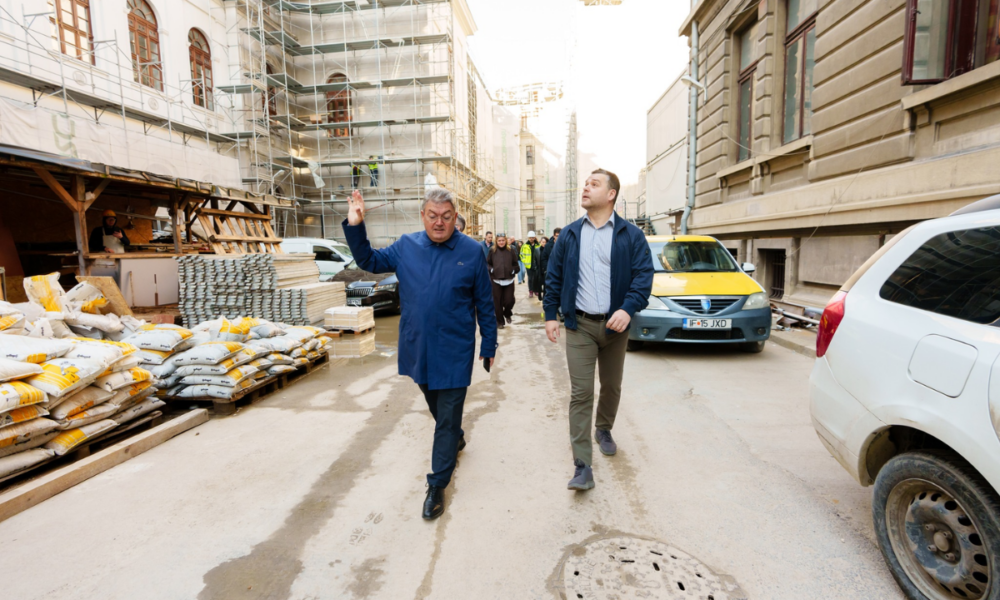 Studenții de la Arhitectură transformă Bucureștiul contracost. Cât încasează tinerii