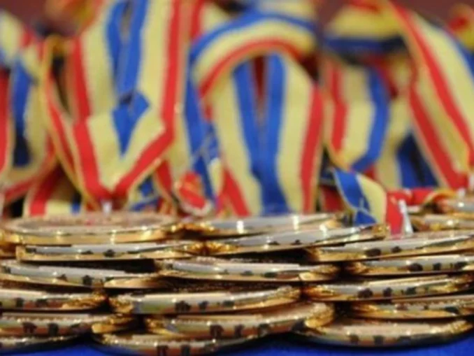 Zeci de tineri de top din Tulcea au fost premiați
