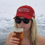 inteligență artificială, Emily Hart, Donald Trump