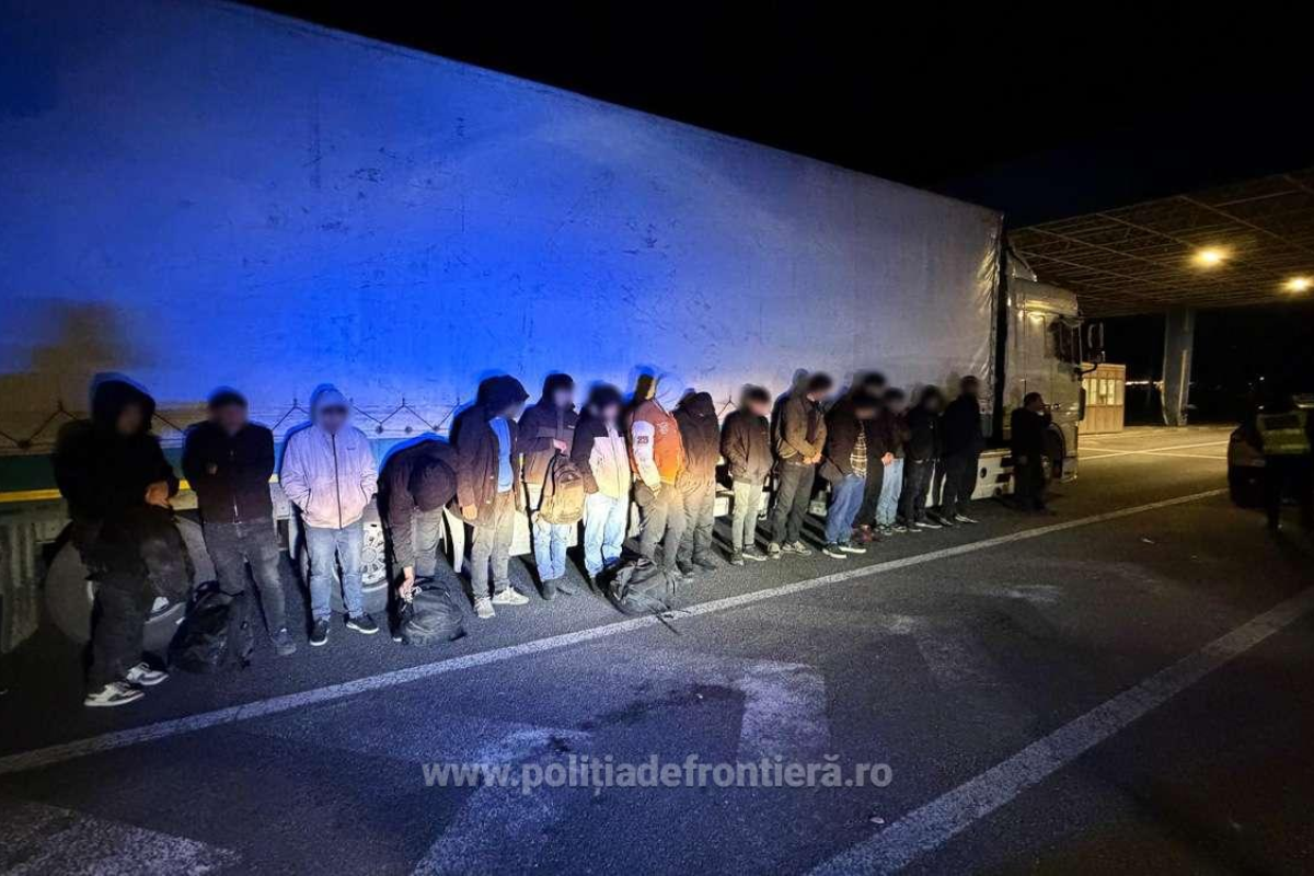 Nou transport cu migranți descoperit la vamă VIDEO