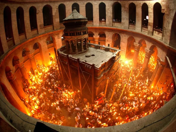 O călătorie spre Lumina Învierii