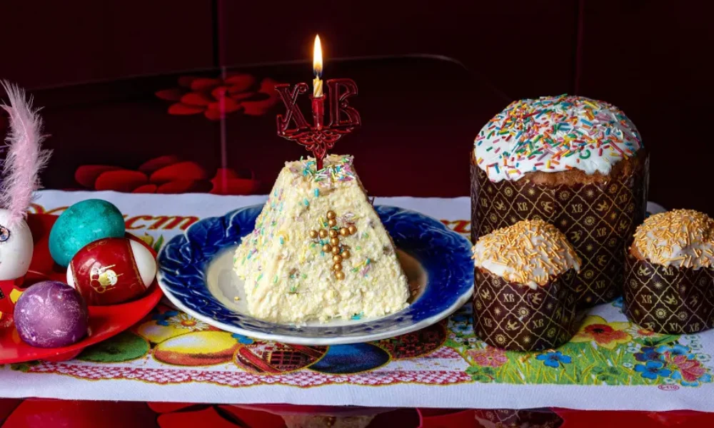 Desert simplu pentru masa de Paște