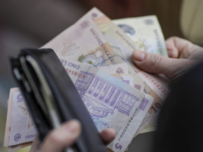 Un deputat USR demască „mafia bancară”: Românii au fost furați prin ROBOR, rate umflate