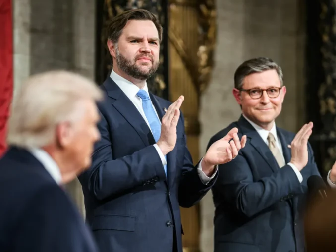 Secundul lui Trump: Papa să fie atent când vorbește despre religie