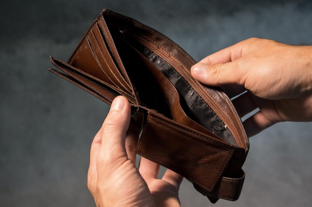 1 din 5 români nu are ce pune pe masă. Se așteaptă milioane de euro de la UE