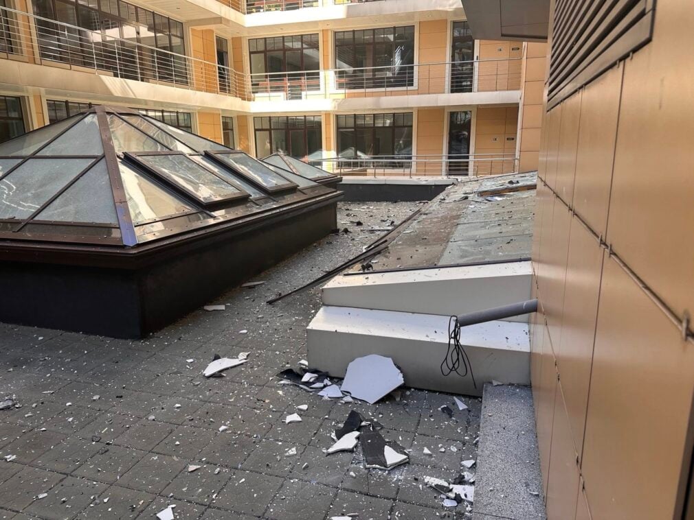 Resturi de rachete rusești au lovit sediul OMS din Kiev. Directorul OMS îndeamnă la pace și la oprirea atacurilor