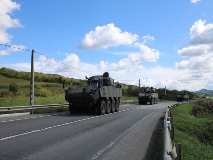 Accident cu trei blindate Piranha 5 în Sălaj: 11 militari au fost răniți