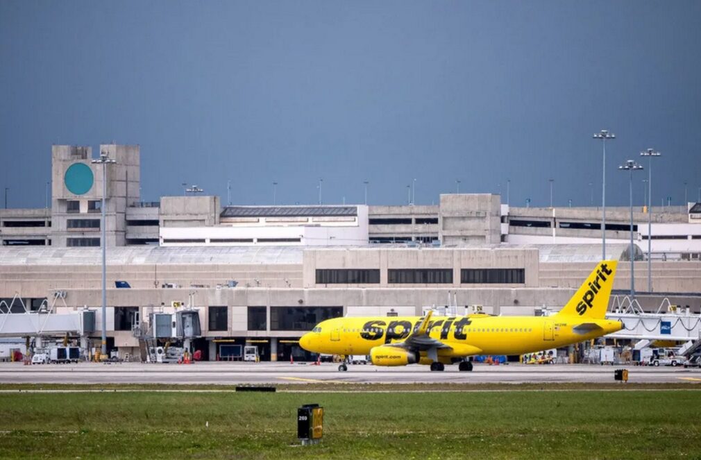 O importantă companie aeriană din SUA se închide, pe fondul creșterii prețului kerosenului