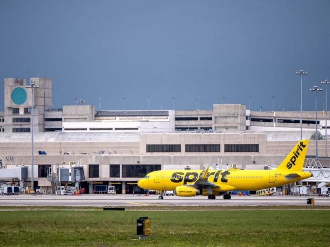 O importantă companie aeriană din SUA se închide, pe fondul creșterii prețului kerosenului