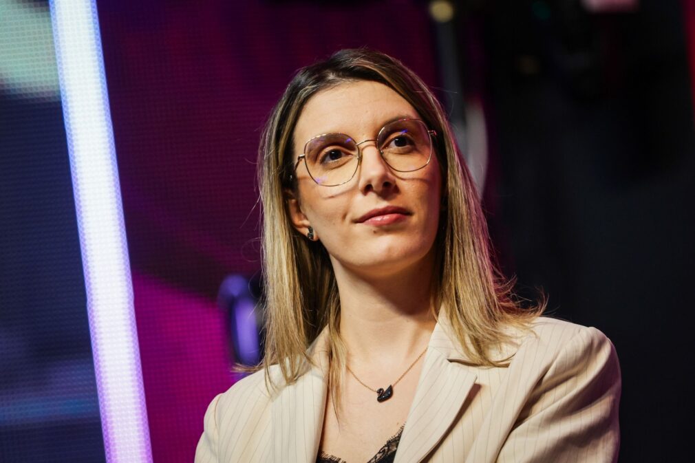 Diana Buzoianu îi răspunde lui Florin Prunea, pe care-l acuză că e „comandat de sistem”