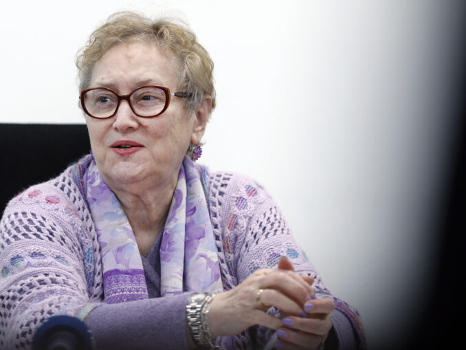 Renate Weber, despre minoritățile sexuale: Românii sunt mai deschiși la minte decât clasa politică – INTERVIU