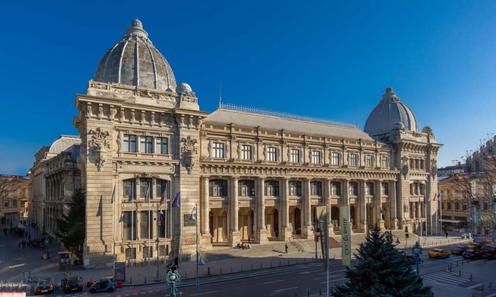 Guvernul pune capăt improvizațiilor din cultură