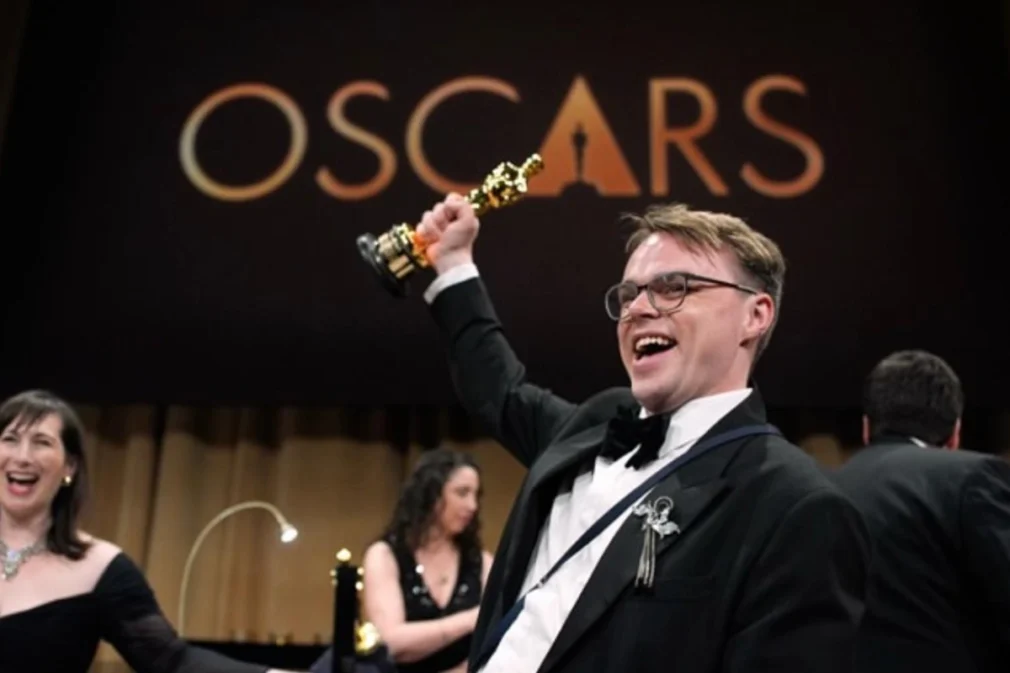 Regizor premiat, rămas fără Oscar