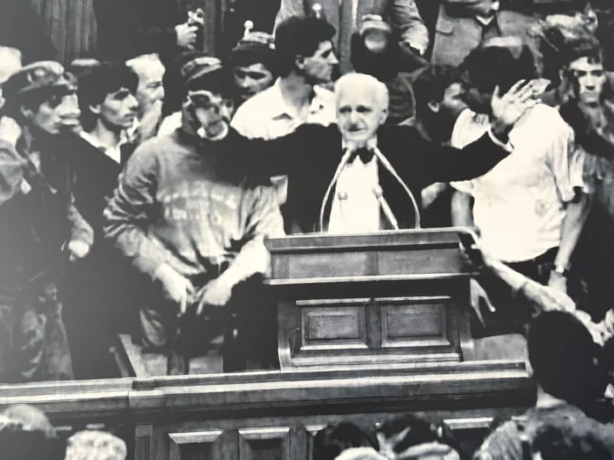 Lecția de jurnalism pe care ne-a lăsat-o Ion Rațiu. Presa liberă începe cu dreptul de a nu fi de acord