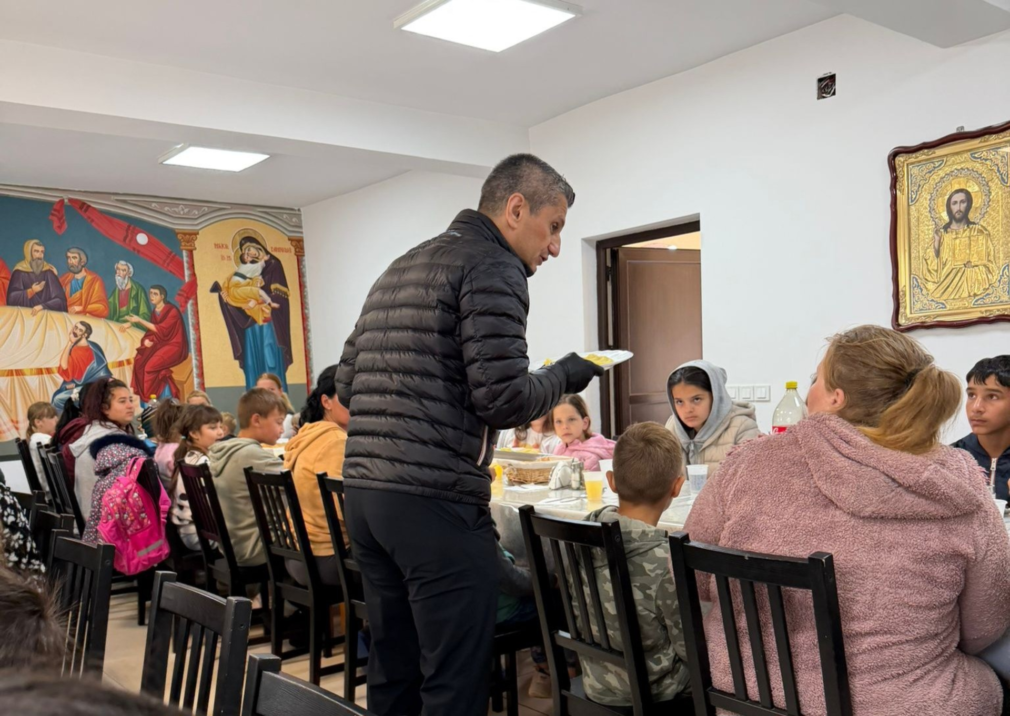 Răzvan Lucescu a făcut parastasul tatălui său într-un centru pentru nevoiași