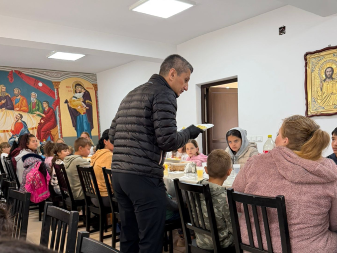 Răzvan Lucescu a făcut parastasul tatălui său într-un centru pentru nevoiași
