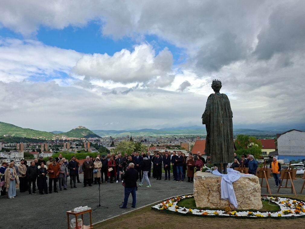 De ce Regina Maria?