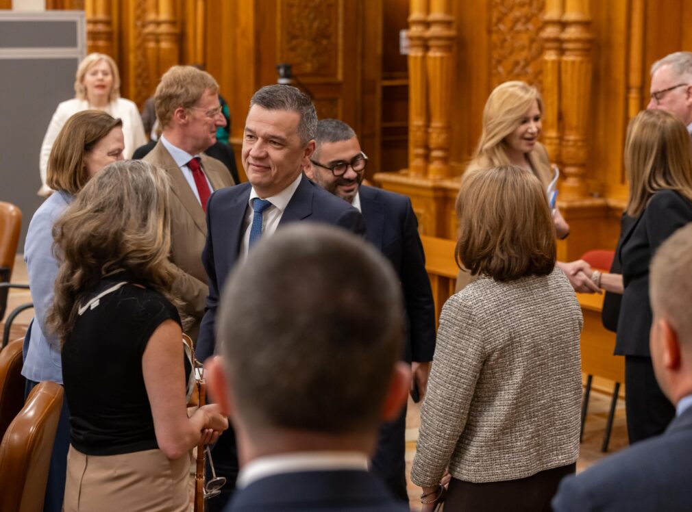Ce le-a transmis Grindeanu ambasadorilor statelor UE la București: Fără înțelegere postmoțiune cu AUR