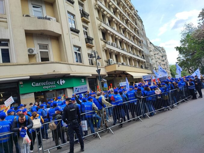 Protest al sindicaliștilor de la Apele Române în Capitală