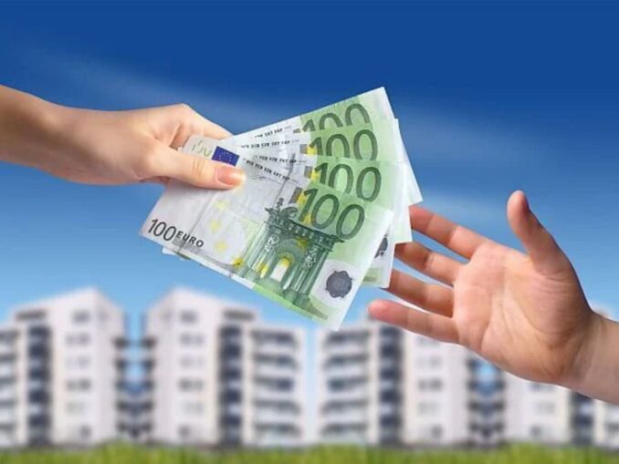 Cursul euro face ravagii în imobiliare: același apartament de 100.000 euro costă cu 21.000 lei mai mult