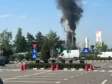 Explozie și incendiu la un depozit din Prahova. Bărbat rănit în urma deflagrației