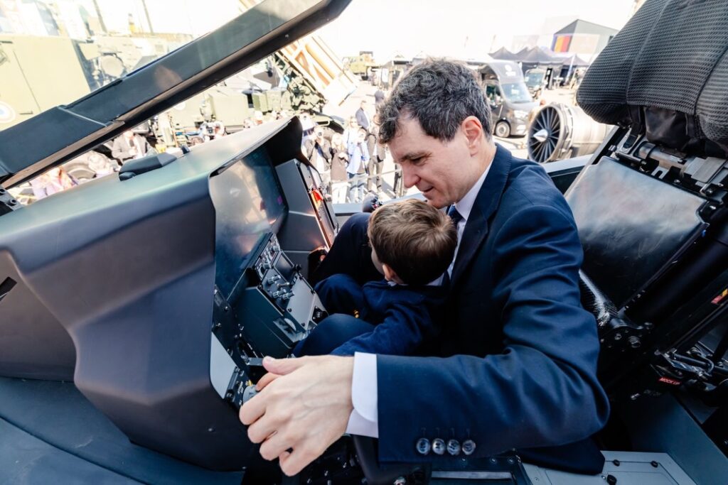 Nicușor Dan nu e speriat de bombe