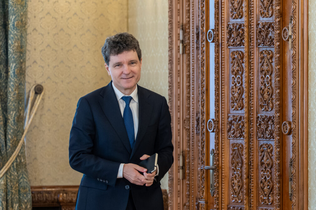 Nicușor Dan a convocat joi la Cotroceni parlamentarii neafiliați, PACE-Întâi România și cei din grupul Uniți pentru România