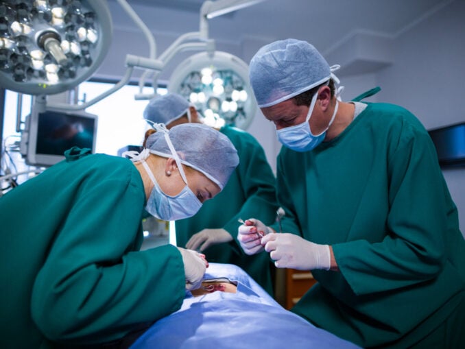 Țara europeană plină de români, campioană la transplanturi – 39 de donatori de organe în 48 de ore