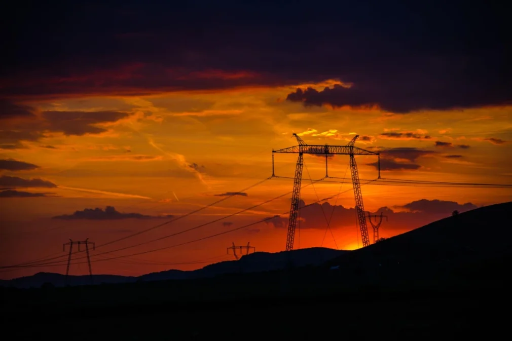 „O lipsă totală de creier energetic”. Cum a ajuns România să importe energie de șapte ori mai scumpă ca Bulgaria