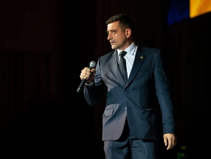 Gaură de 4 milioane de euro în portofelul AUR. Cum strânge Simion mărunțișul