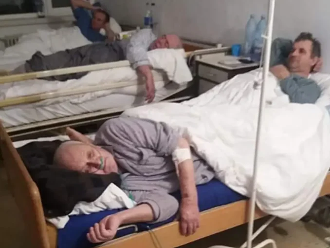 Numărul de paturi din spitale va fi redus cu 20%