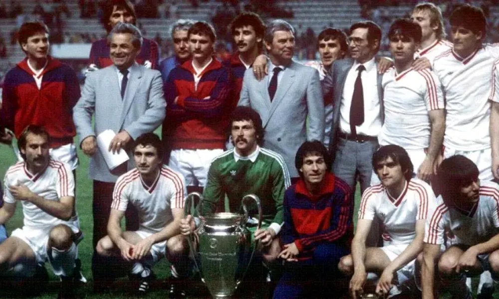Președintele României a decorat echipa Steaua ’86 la 40 de ani de la câștigarea Cupei Campionilor Europeni
