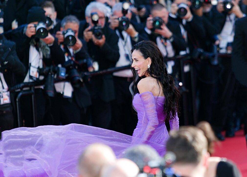 Demi Moore sfidează regulile de la Cannes cu o apariție îndrăzneață