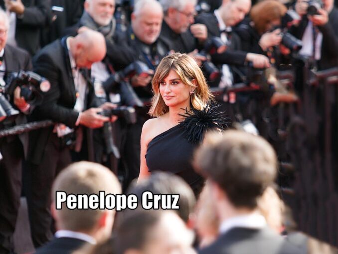 Penélope Cruz, întruchiparea frumuseții absolute pe covorul roșu