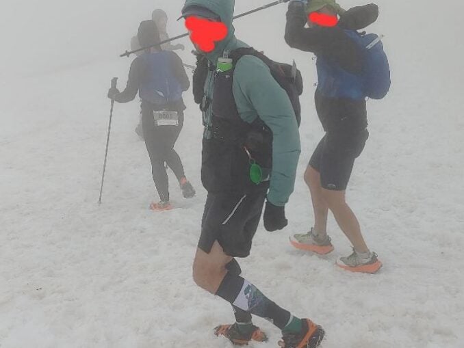 11 incidente din cauza condiţiilor meteorologice nefavorabile, în timpul competiţiei de alergare montană Transilvania 100