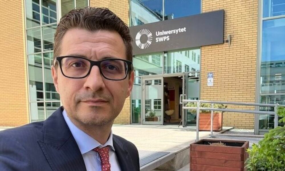 Cațavencii.ro: Decanul Facultății de Drept de la ASE încasează milioane din contracte cu serviciul de securitate al Internelor