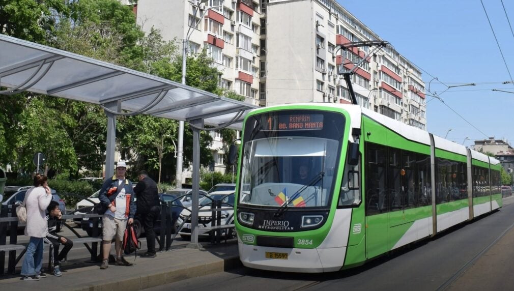 Primăria Capitalei va cumpăra 100 de troleibuze și 79 de tramvaie. Vehiculele vor avea dotări moderne pentru călători